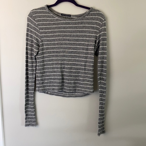 Brandy Melville Tops - Vintage Brandy Melville knitted long sleeve shirt